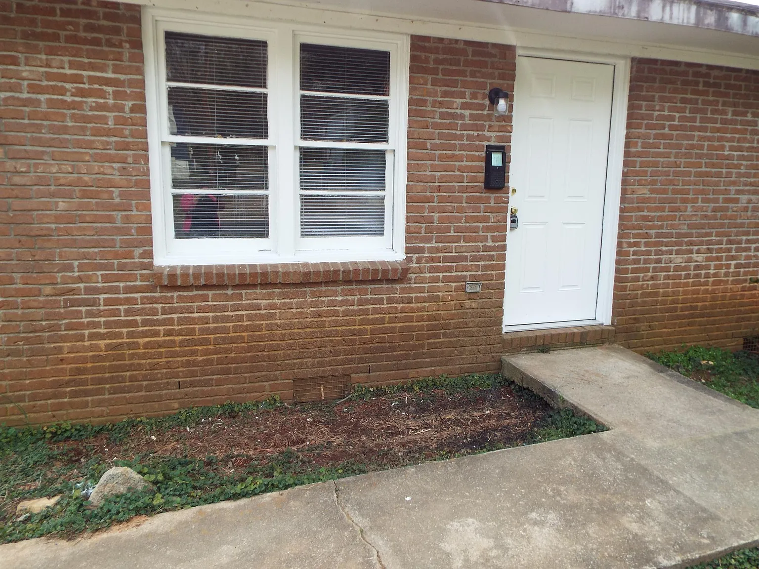 1 bed, $750 — Photo 2
