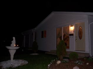 322 Tulsa Ave, Carpentersville, IL 60110
