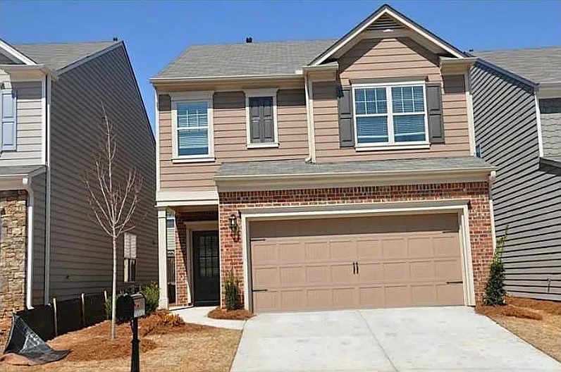 3 bed, 2.5 bath, 1925 sqft, $2,300 — Photo 1