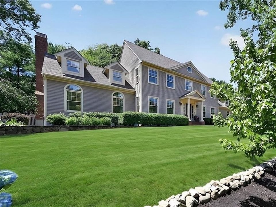 1st image of 70 Holly Berry Ln