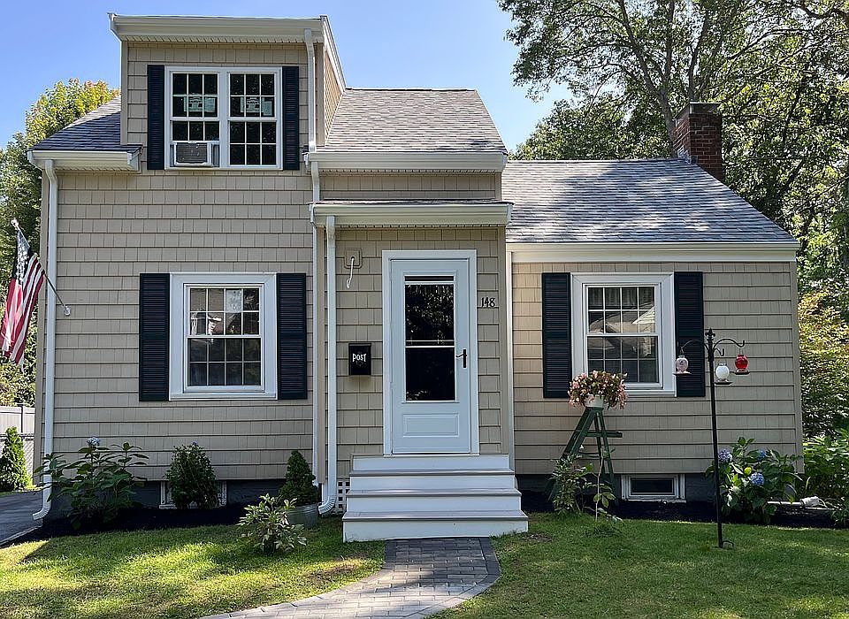 1st image of 148 Sheridan St