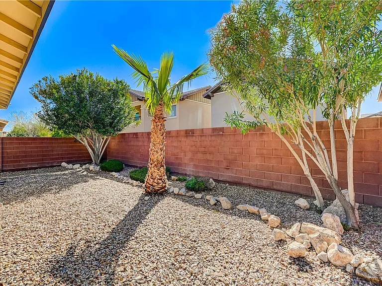 10679 Country Knoll Way #NA — Photo 25