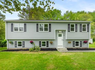 45 Susan Dr, Suffield, CT 06078