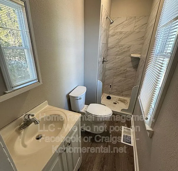 2947 York St #2 — Photo 7
