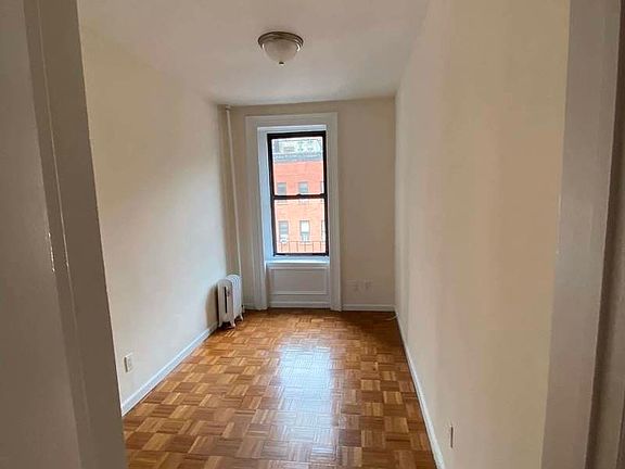5th image of 787 Lex Ave #4F