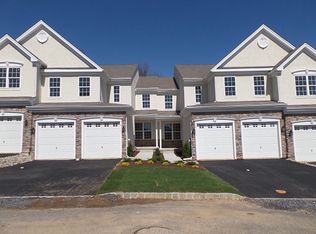 6117 Delaware Xing, Coopersburg, PA 18036
