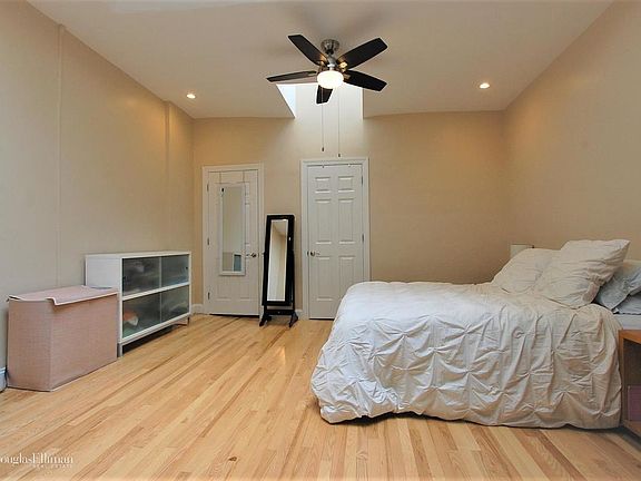 5th image of 246 W 73rd St APT 5A