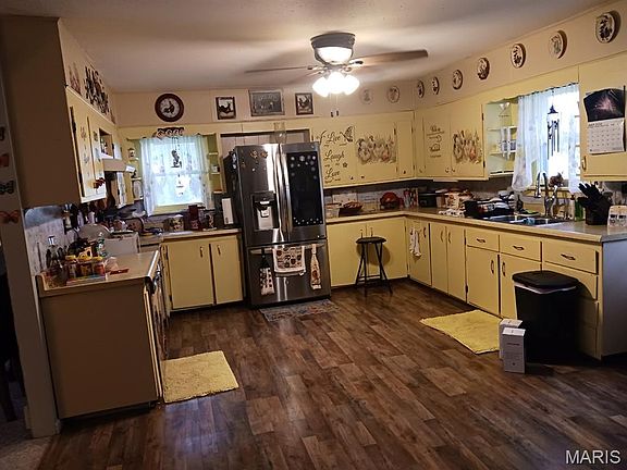 4th image of 210 N Culver St