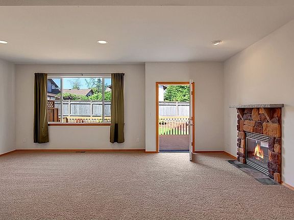 5th image of 3133 156th St SW #3B