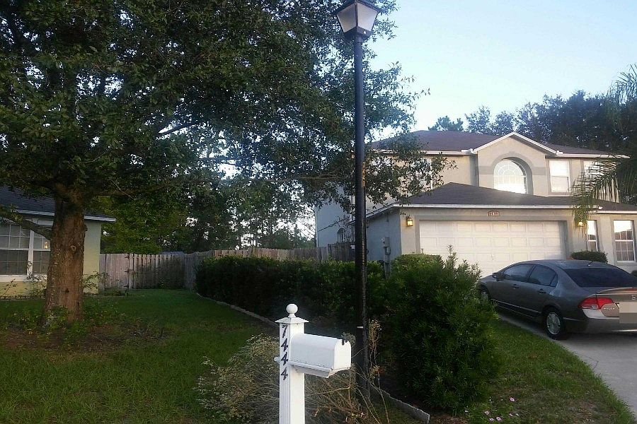 2nd image of 7437 Prosperity Park Rd N