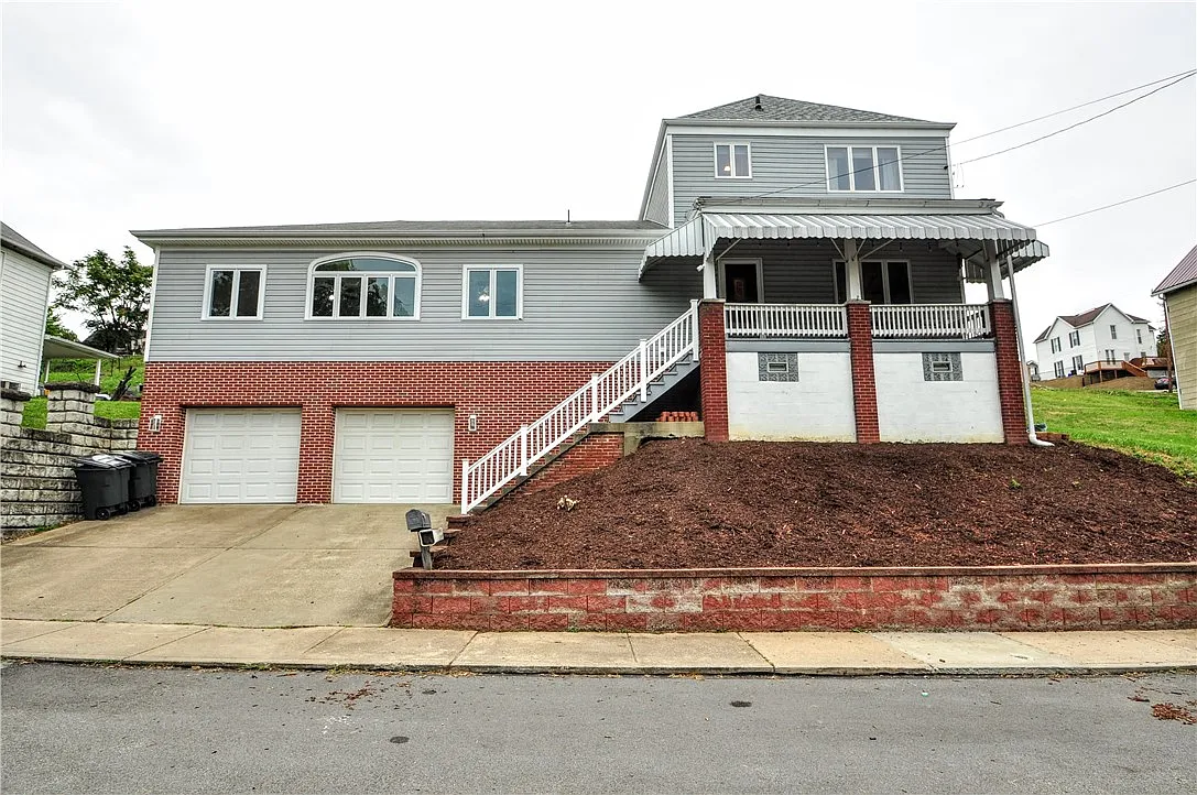137 Vine St photo 1