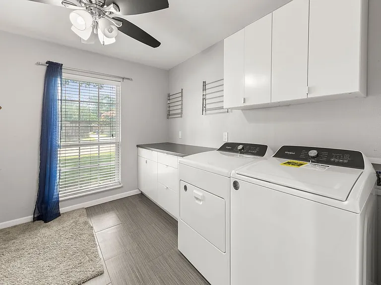 6005 Blair Oaks Dr — Photo 15