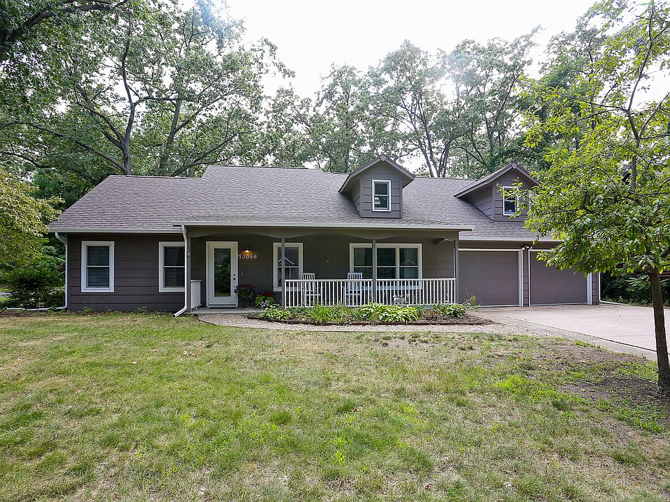 1st image of 13066 Groman St