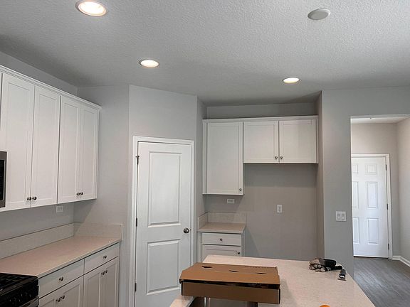 4th image of 265 Wineberry Ln
