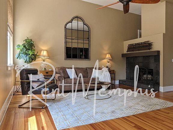 5th image of 519 S Edgewood St Unit 302/305