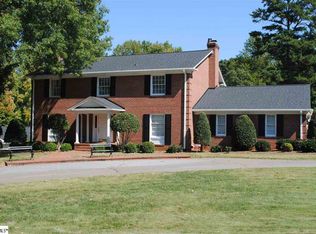 25 Fontaine Rd, Greenville, SC 29607