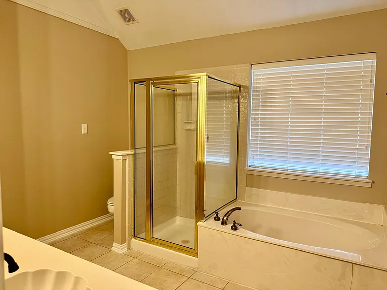 2151 Arbor Creek Dr — Photo 14