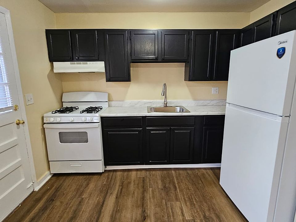 1st image of 263 Blake St #27A
