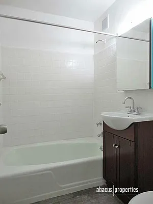 Rented by Abacus Properties | media 20