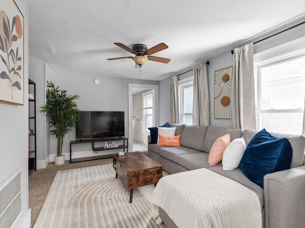 108 Pharis St Floor 2