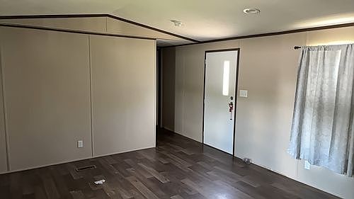 5th image of 130 Gouge Dr