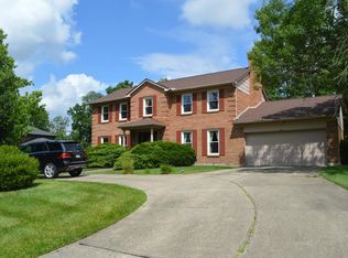 8541 Meadow Bluff Ct, Cincinnati, OH 45249