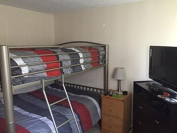 Second bedroom