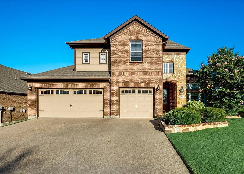 1st image of 2944 Softwood Cir