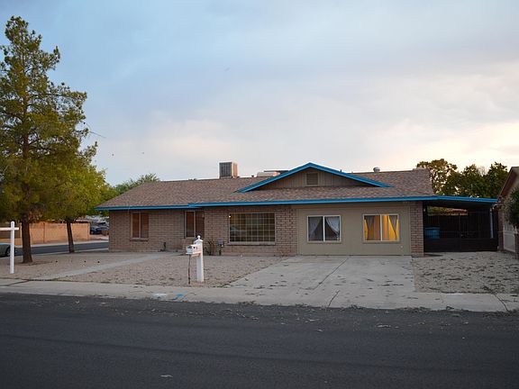 3rd image of 3712 W Lupine Ave