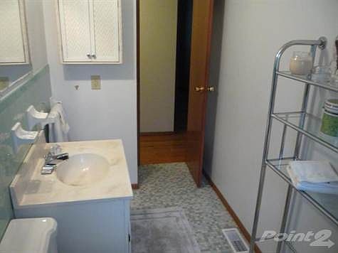 4th image of 421 Caldwell Dr