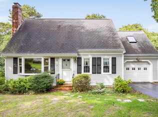 11 Oak Ridge Rd, East Falmouth, MA 02536