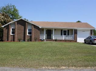 6349 Lake Trail Dr, Fayetteville, NC 28304