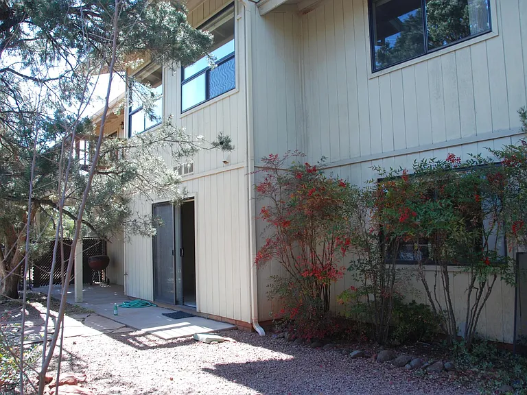 290 Pony Soldier Rd — Photo 5