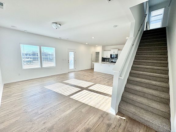 2nd image of 1308 Stork Dr