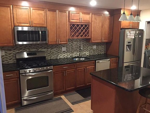 2nd image of 99 Kingsberry Dr #99