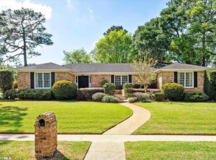 1424 Regency Oaks Dr E, Mobile, AL 36609