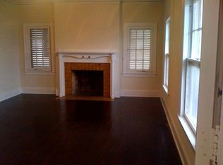 2717 Broadway St, Galveston, TX 77550