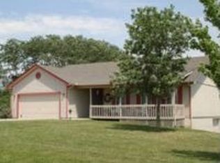 6111 SE Oak Ridge Ln, Holt, MO 64048