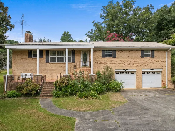 718 College Dr NE, Hanceville, AL 35077