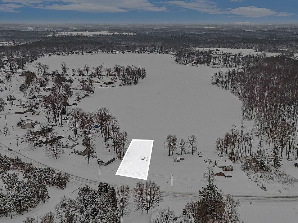 1st image of 9772 Ten Mile Rd NE