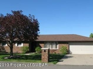 5 Tanya Dr #L-117, Old Forge, PA 18518