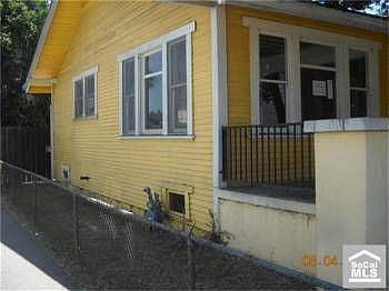 2nd image of 1390 Cherry Ave