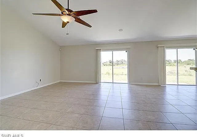 469 Rayford St — Photo 22