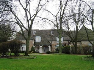 307 Midwest Club Pkwy, Oak Brook, IL 60523