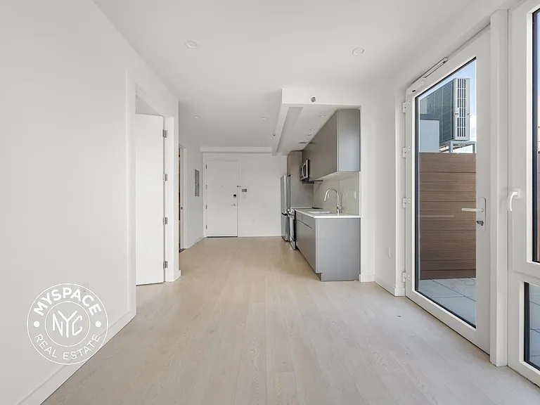 1499 Bedford Ave #7C — Photo 3