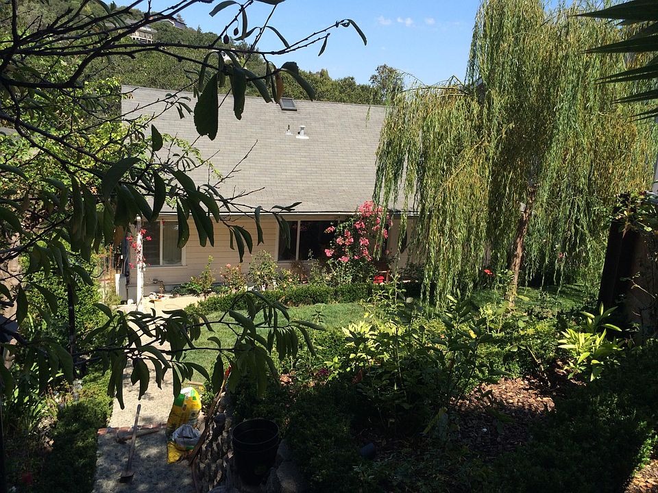 1st image of 709 Alameda De Las Pulgas