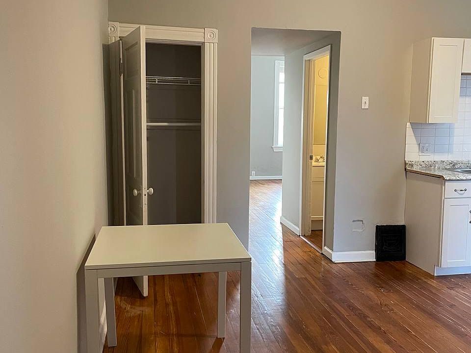 1st image of 2736 Ann Ave