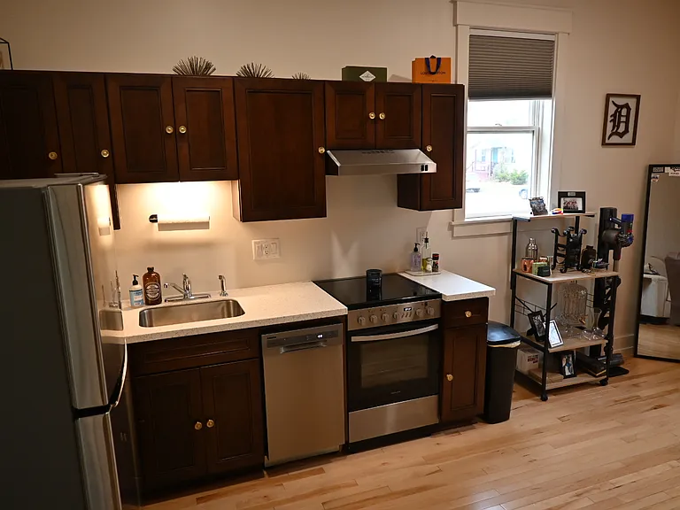 2099 Vermont St #101 — Photo 4