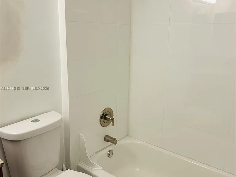 15325 SW 106th Ter #614 — Photo 8