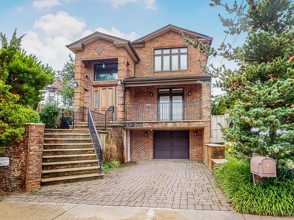 6-32 150th Pl Floor 1, Whitestone, NY 11357